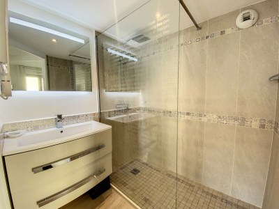 Apartment Terrace Apartment Near the Beach - Features photo 16