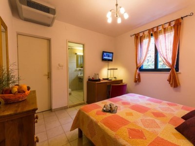 Apartment Castelletto - Standard Twin Room wit Airport Transfer 1 - Features photo 5