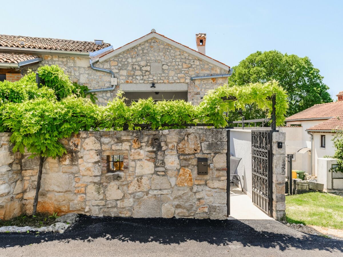 Villa Villa in Porec mit Pool und Wasserpark - Outdoor photo 4