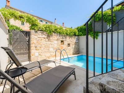 Villa Villa in Porec mit Pool und Wasserpark - Outdoor photo 6