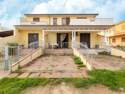 Apartment Mit Klimaanlage und privater Terrasse in Lu Bagnu - Apartment