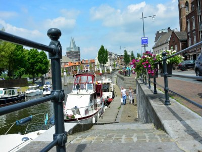 Holiday house Charming forest house surrounded by a garden - Environment photo 14