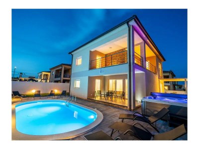Villa Vodnjan with pool, whirpool, ... in Vodnjan - Villa