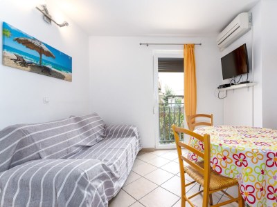 Apartment Two bedroom apartment with air-conditioning Baška, Krk A-22048-a - Outdoor photo 18