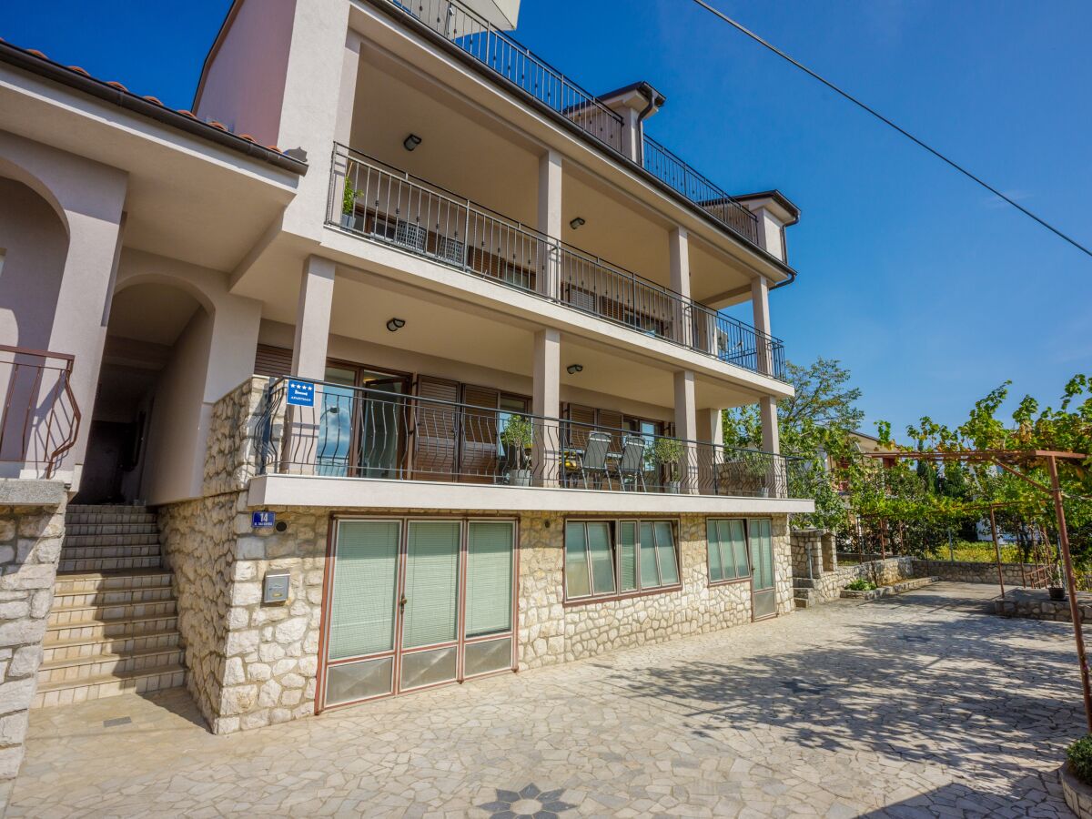 Apartment One bedroom apartment with terrace and sea view Crikvenica A-22283-b - Outdoor photo 5