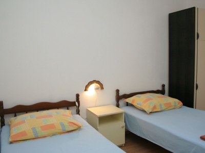 Apartment Two bedroom apartment near beach Cove Zarace (Gdinj), Hvar A-4598-b - Outdoor photo 23
