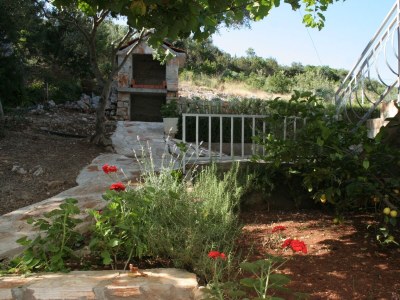 Apartment Two bedroom apartment near beach Cove Zarace (Gdinj), Hvar A-4598-c - Outdoor photo 6