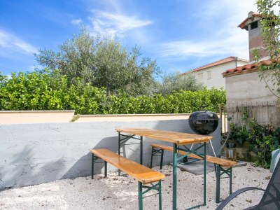 Holiday house Comfortable and spacious house with terrace Kaštel Štafilić, Kaštela K-23486 - Outdoor photo 14