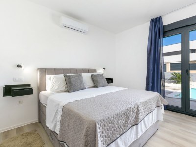 Holiday house Comfortable and spacious house with terrace Kaštel Štafilić, Kaštela K-23486 - Outdoor photo 26