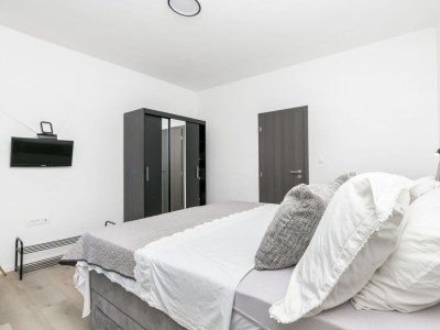 Holiday house Comfortable and spacious house with terrace Kaštel Štafilić, Kaštela K-23486 - Outdoor photo 29