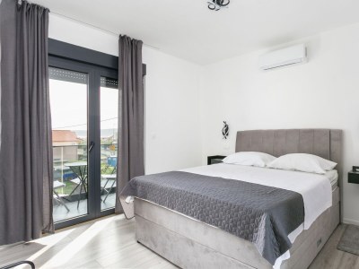 Holiday house Comfortable and spacious house with terrace Kaštel Štafilić, Kaštela K-23486 - Outdoor photo 30