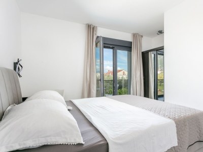 Holiday house Comfortable and spacious house with terrace Kaštel Štafilić, Kaštela K-23486 - Outdoor photo 38