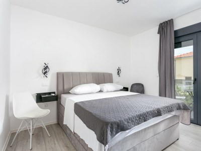 Holiday house Comfortable and spacious house with terrace Kaštel Štafilić, Kaštela K-23486 - Outdoor photo 39