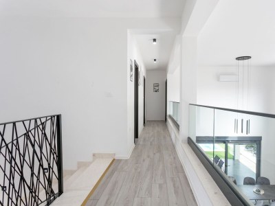 Holiday house Comfortable and spacious house with terrace Kaštel Štafilić, Kaštela K-23486 - Outdoor photo 48