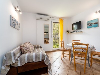 Apartment Two bedroom apartment with terrace Baška, Krk A-13907-c - Outdoor photo 35