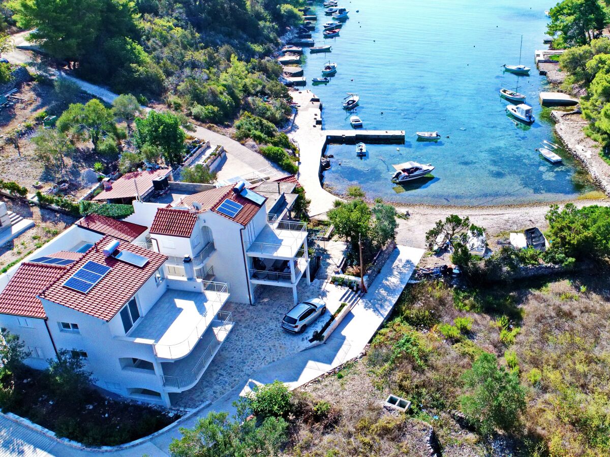 Holiday house Comfortable and spacious house near beach Cove Slatina, Korčula K-23711 - Outdoor photo 4