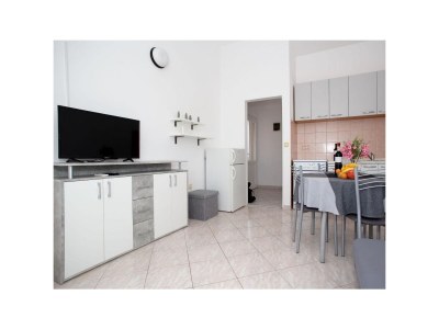 Apartment One bedroom apartment with balcony Nin, Zadar A-24385-a - Outdoor photo 5