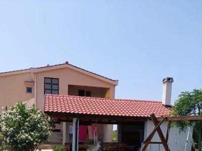 Apartment Two bedroom apartment with terrace Ljubač, Zadar A-24394-b - Outdoor photo 4