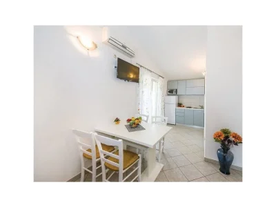 Apartment Two bedroom apartment with terrace Ljubač, Zadar A-24394-b - Outdoor photo 5