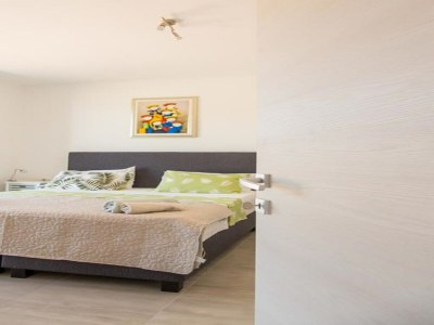 Villa Villa mit Pool und Meerblick in Fazana - Horizont - Features photo 18