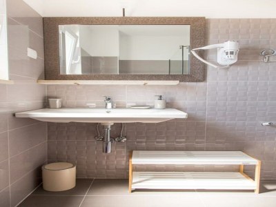 Villa Villa mit Pool und Meerblick in Fazana - Horizont - Features photo 26