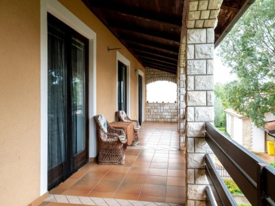 Holiday house Spacious Holiday Home in Verteneglio - Outdoor photo 8