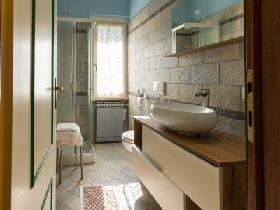 Villa Villa by Lake Idro with Panoramic Views - Features photo 18