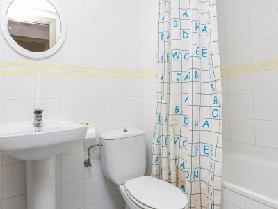 Apartment Apartment in beautiful beach of Pals - Features photo 17