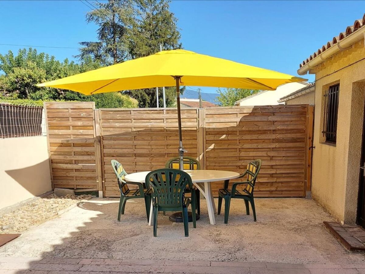 Holiday house House in Vaison-la-Romaine with Pool - Outdoor photo 3