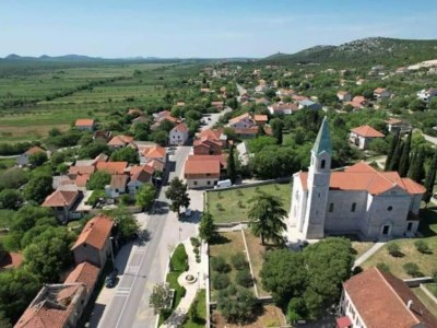 Holiday house The Grandfather Villa – Heated Pool Retreat - Outdoor photo 4