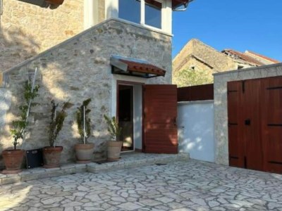 Holiday house The Grandfather Villa – Heated Pool Retreat - Outdoor photo 7