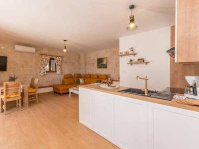 Holiday house The Grandfather Villa – Heated Pool Retreat - Features photo 13