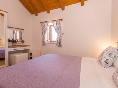 Holiday house The Grandfather Villa – Heated Pool Retreat - Features photo 16