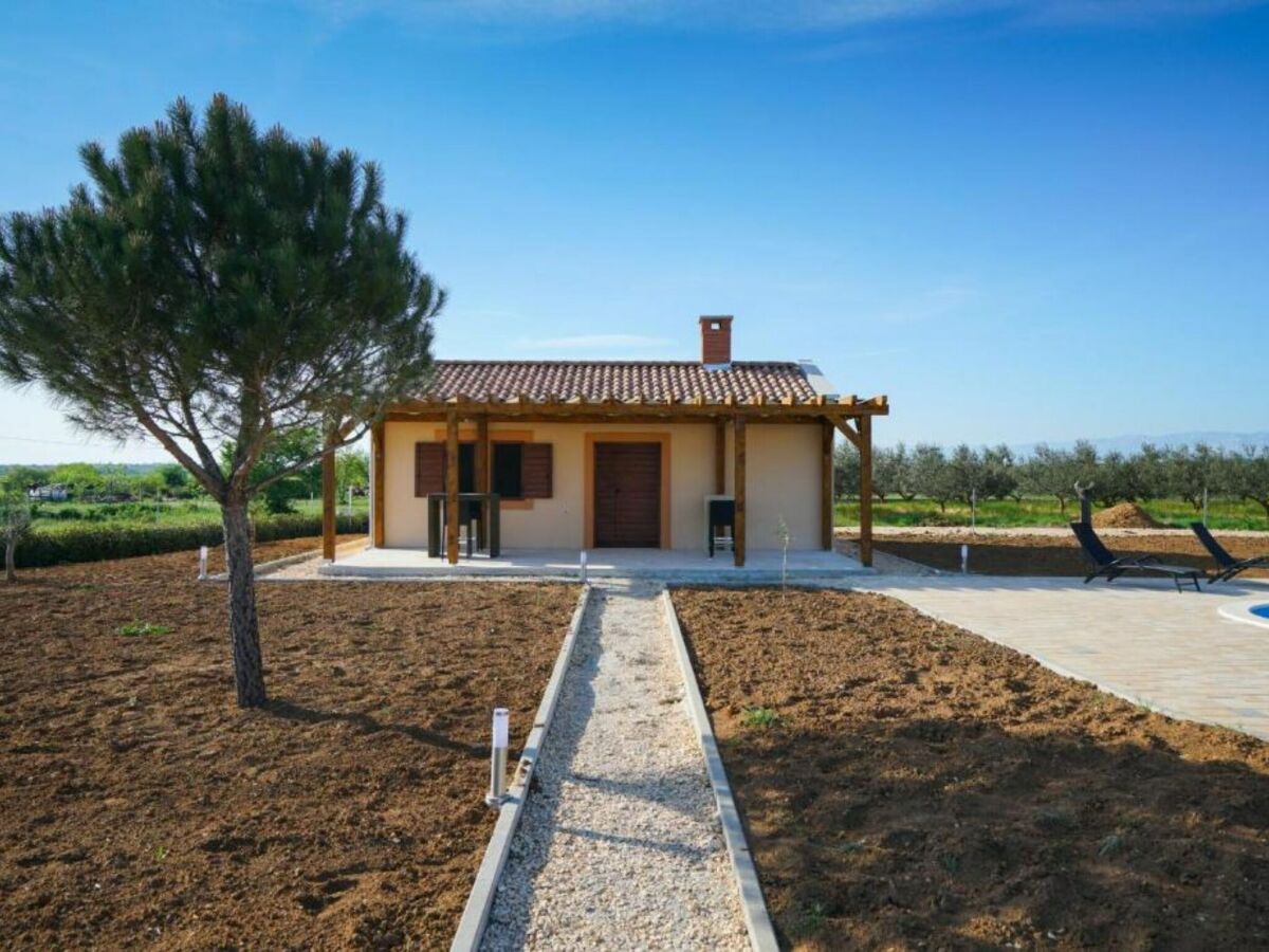 Holiday house Villa Maja - Three bedroom villa with pool - Outdoor photo 4