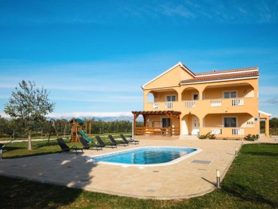 Holiday house Villa Maja - Three bedroom villa with pool - Outdoor photo 2