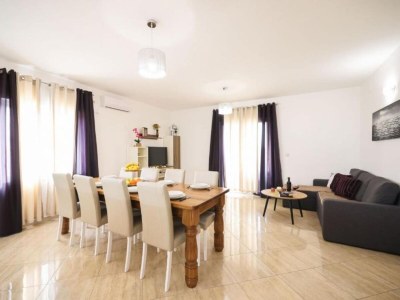 Holiday house Villa Maja - Three bedroom villa with pool - Features photo 12