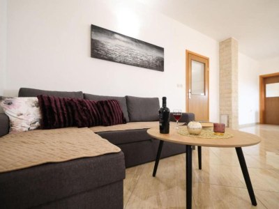 Holiday house Villa Maja - Three bedroom villa with pool - Features photo 19