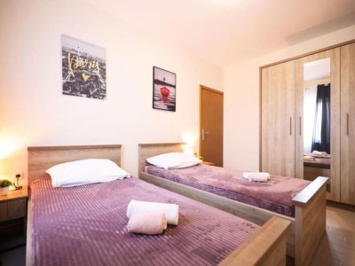 Holiday house Villa Maja - Three bedroom villa with pool - Features photo 30