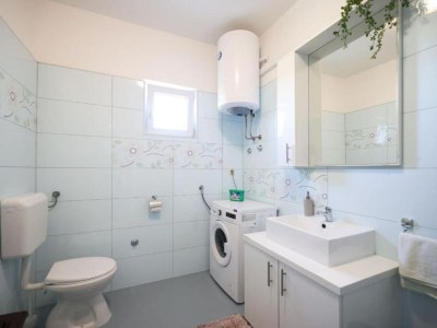 Holiday house Villa Maja - Three bedroom villa with pool - Features photo 34