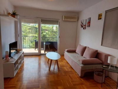 Apartment Three bedroom apartment with terrace and sea view Nečujam, Šolta A-13884-a - Outdoor photo 9