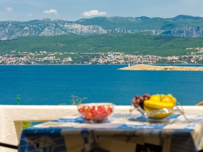 Apartment Three bedroom apartment with terrace and sea view Šilo, Krk A-18703-a - Outdoor photo 33