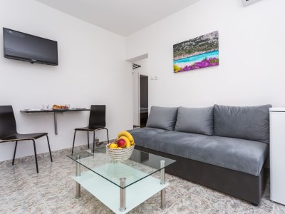 Apartment One bedroom apartment with balcony Baška, Krk A-18818-a - Outdoor photo 6