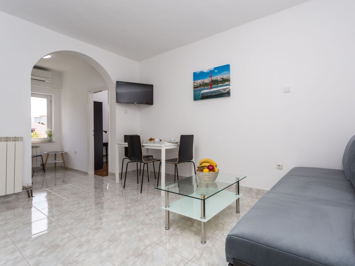 Apartment One bedroom apartment with balcony Baška, Krk A-18818-b - Outdoor photo 5