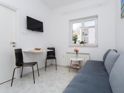 Apartment One bedroom apartment with balcony Baška, Krk A-18818-c - Outdoor photo 6