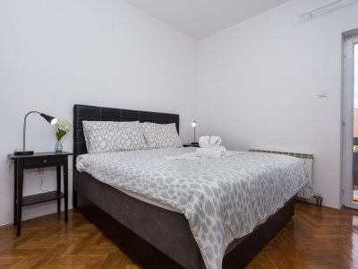 Apartment One bedroom apartment with balcony Baška, Krk A-18818-c - Outdoor photo 11