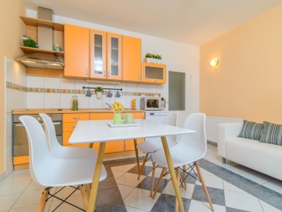 Apartment Two bedroom apartment with terrace and sea view Okrug Gornji, Čiovo A-18827-d - Outdoor photo 23