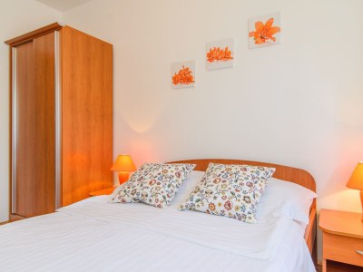 Apartment Two bedroom apartment with terrace and sea view Okrug Gornji, Čiovo A-18827-d - Outdoor photo 27