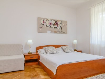 Apartment Two bedroom apartment with terrace and sea view Okrug Gornji, Čiovo A-18827-b - Outdoor photo 27