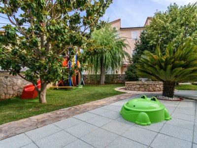 Apartment One bedroom apartment with balcony and sea view Okrug Gornji, Čiovo A-18827-c - Outdoor photo 14