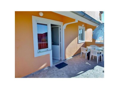 Apartment One bedroom apartment with balcony and sea view Lopar, Rab A-22583-b - Outdoor photo 10